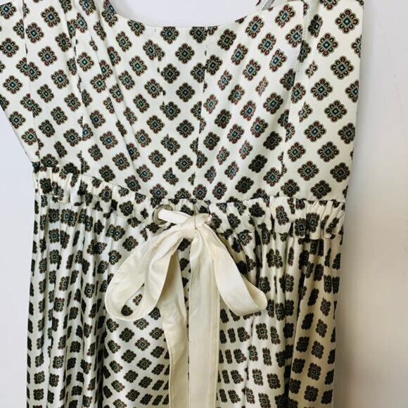 Cinq a Sept Silk Geneva Dress Ivory Multi Medallion Print Sz Small - Picture 6 of 8